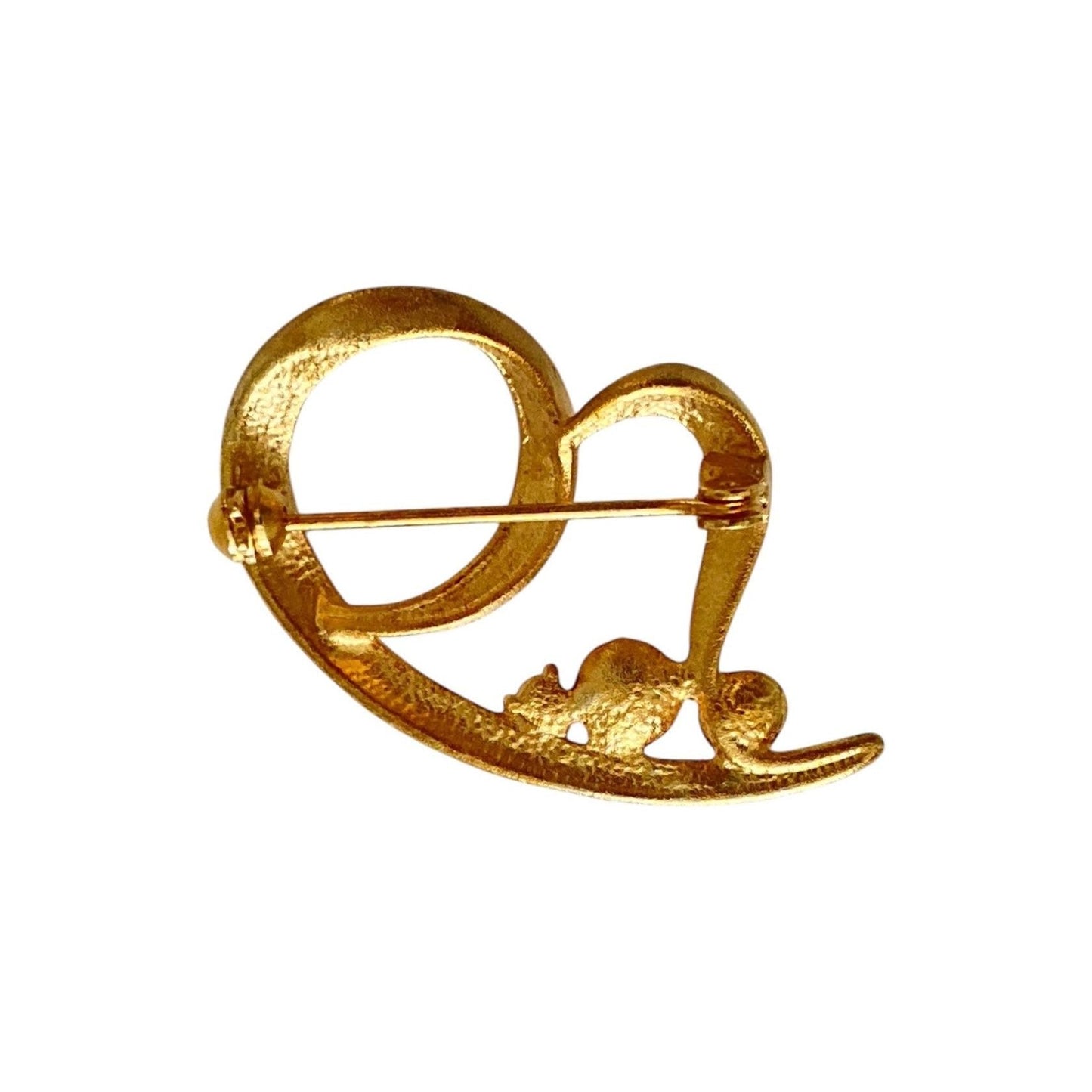 Gullfarget brosje med perler og blank sten