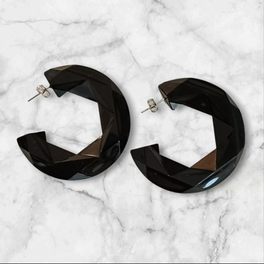 Sorte vintagehoops med fasettert design