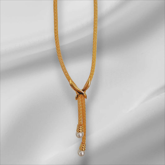 Gullfarget lariat-kjede med perledetaljer